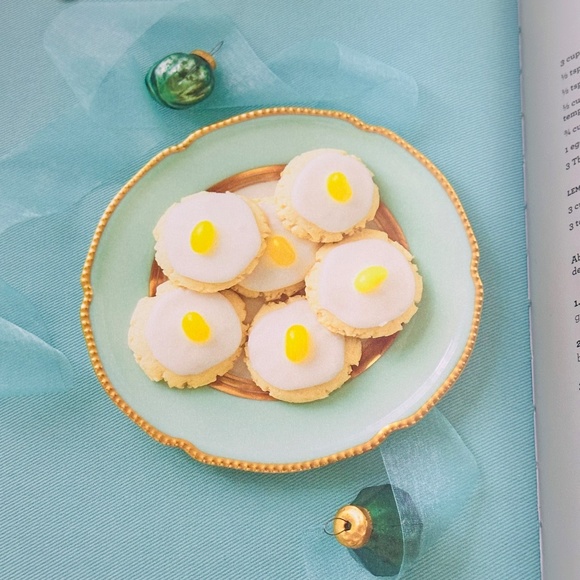 NEW Cookie Advent Cookbook Hardcover Christmas Holiday Cookies Recipe Book - Picture 9 of 14